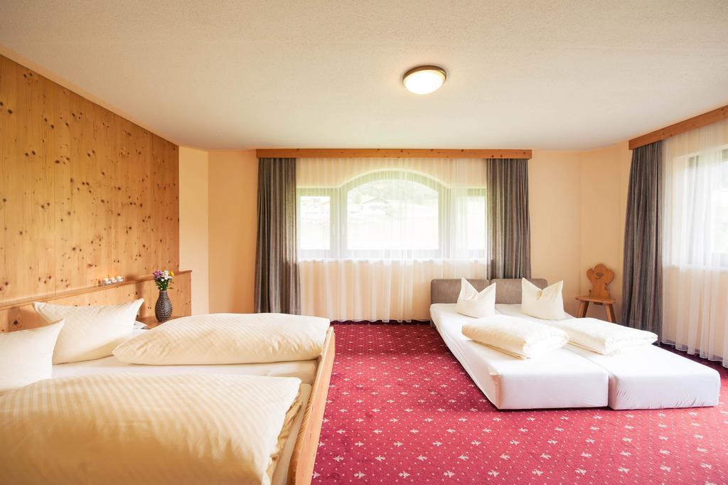Hotel Steuxner นอยชติฟ อิม ชตูไปทัล ห้อง รูปภาพ